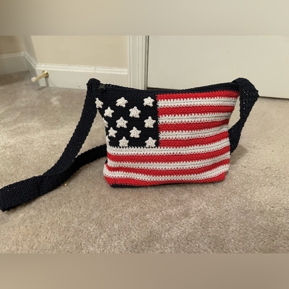 American Flag Crochet Bag - Picture 8 of 9